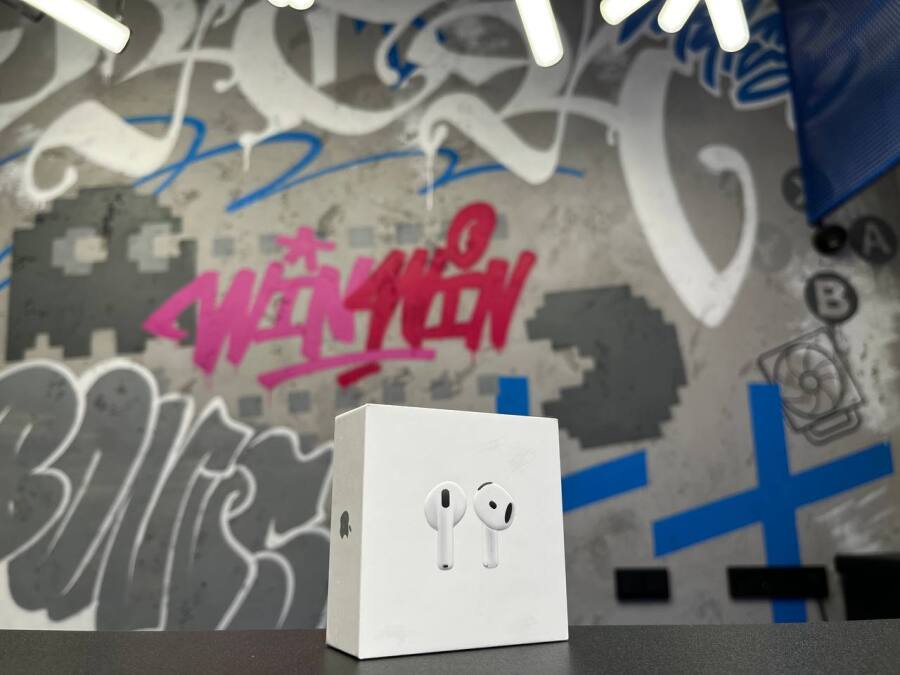 Новые Apple AirPods 4 Без шумоподавления